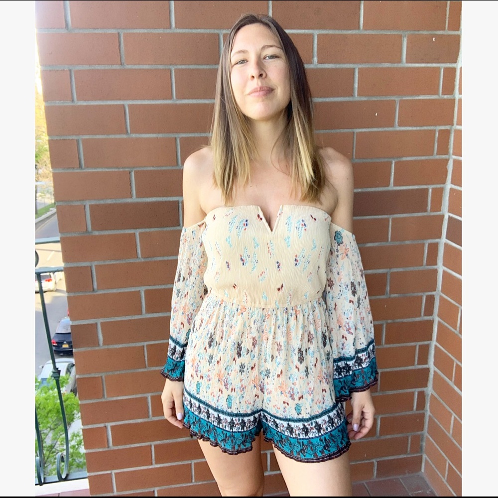 'Hungry Hearts' Strapless Off Shoulder Rom…